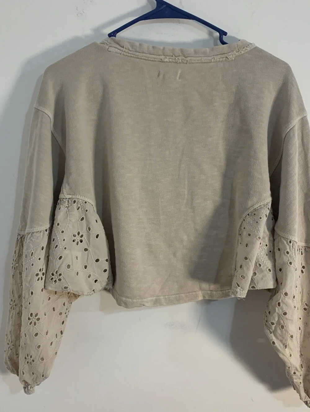 Pilcro Anthropologie Crop Batwing  Eyelet Lace Sweatshirt Size XXS